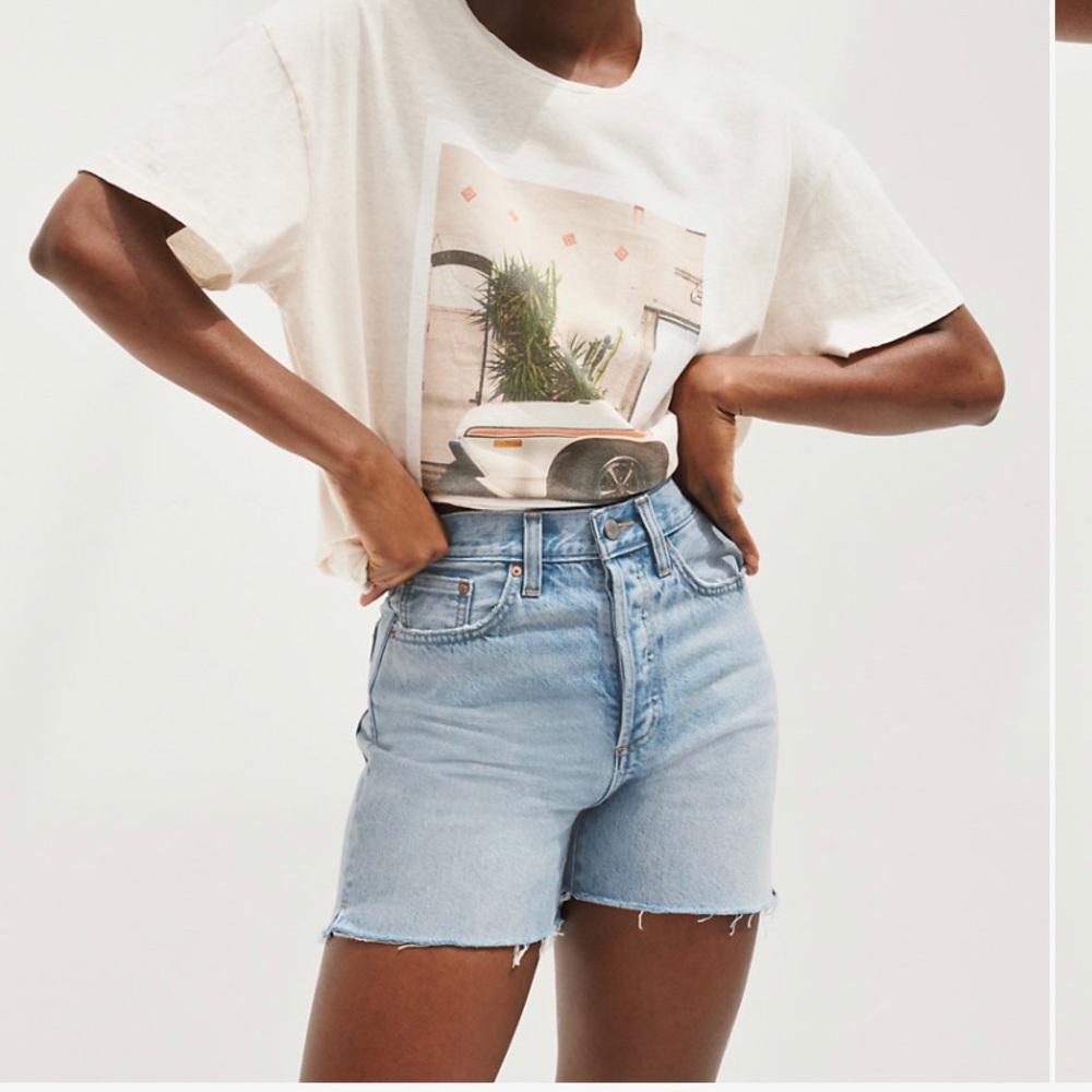 Aritzia yoko mid thigh shorts